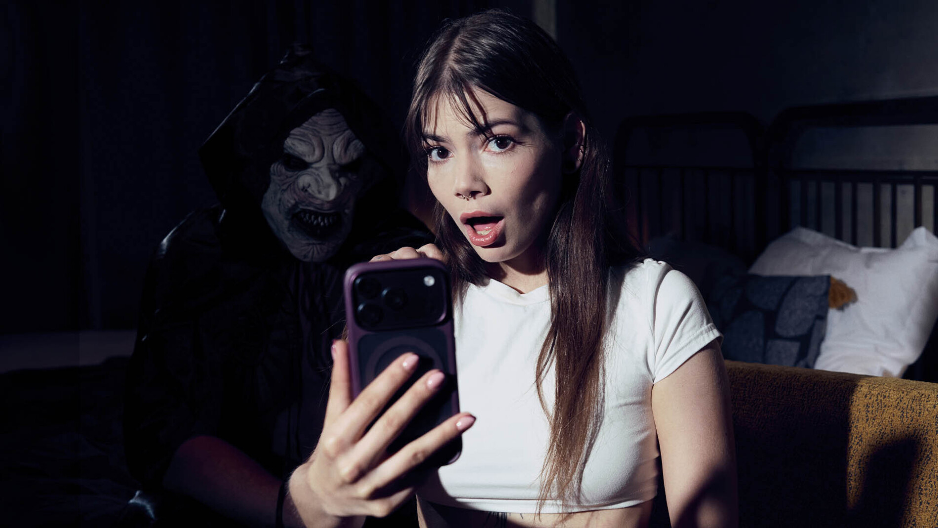Naughty Halloween: Behind Your Back!